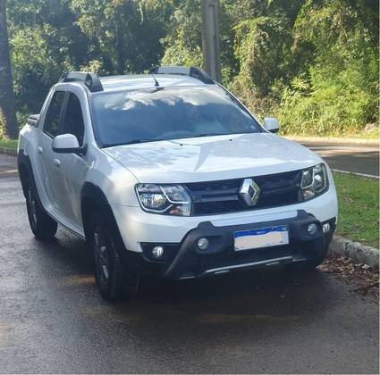 RENAULT DUSTER OROCH 2.0 16V FLEX DYNAMIQUE 4P AUTOMÁTICO